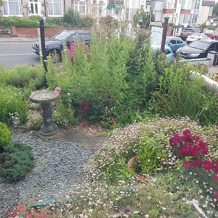 Brookfield Guesthouse Cleethorpes Exteriör bild